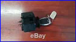 Mba022-12 2012 Mercedes W204 C Class Ignition Lock Barrel With Key A2079052600