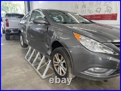 Used Ignition Control Module fits 2013 Hyundai Sonata Body Control BCM center d