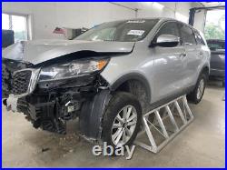 Used Ignition Control Module fits 2019 Kia Sorento Body Control BCM center dash