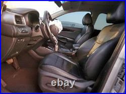 Used Ignition Control Module fits 2020 Kia Sorento Body Control BCM center dash Used Ignition Control Module fits 2020 Kia Sorento Body Control BCM center dash